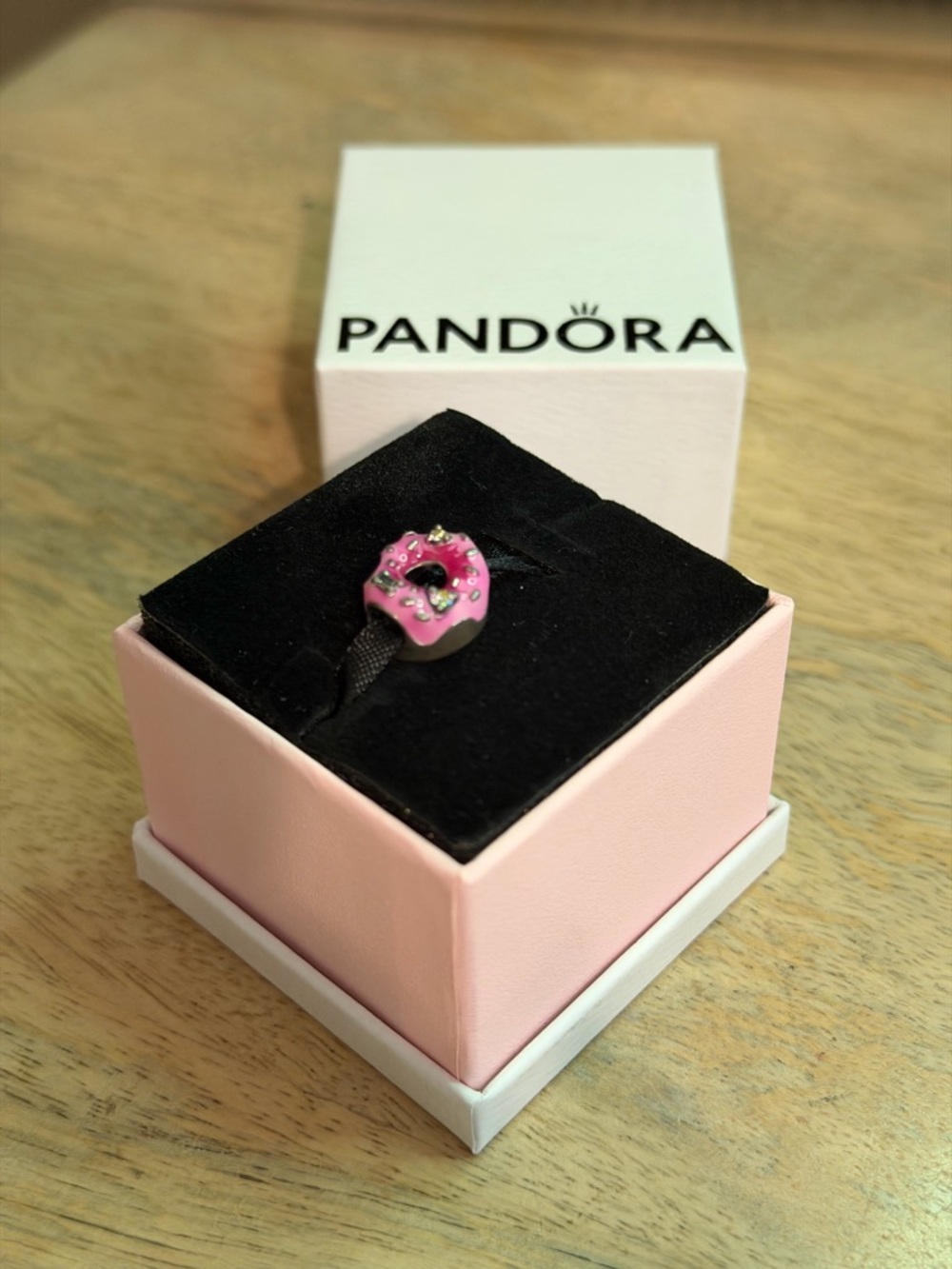 Pandora  Sparkling Sprinkled Donut Charm - Picture 5 of 9